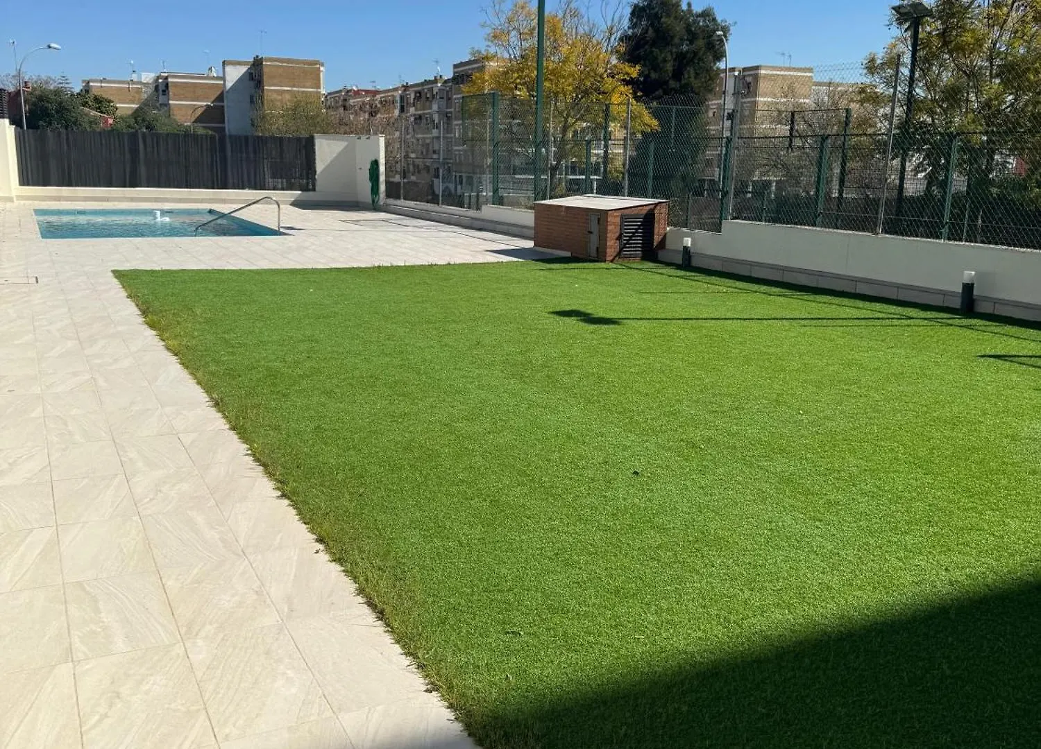 Apartamento Y Atico En Tomares, Sevilla 0*, Tomares Spanje